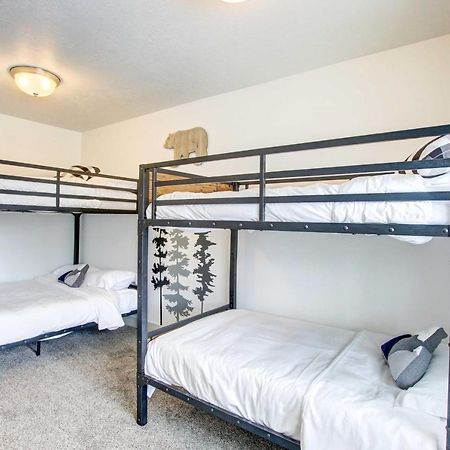 Family-Friendly Bear Lake Vacation Rental Garden City Exterior photo